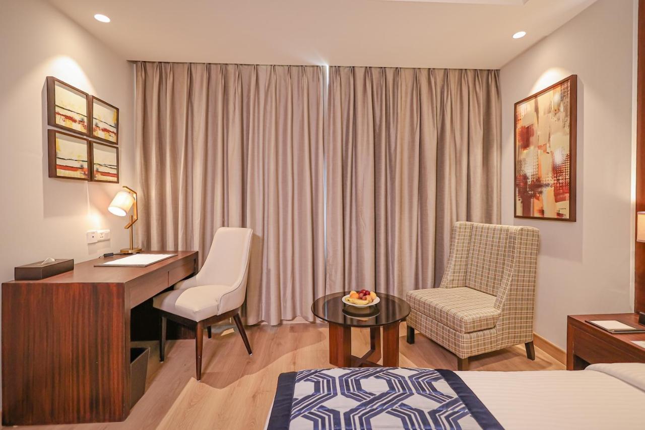 Regenta Dehradun By Royal Orchid Hotels Limited المظهر الخارجي الصورة