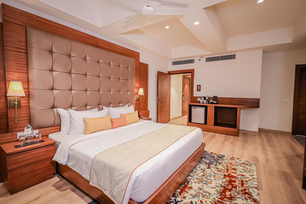 Regenta Dehradun By Royal Orchid Hotels Limited المظهر الخارجي الصورة