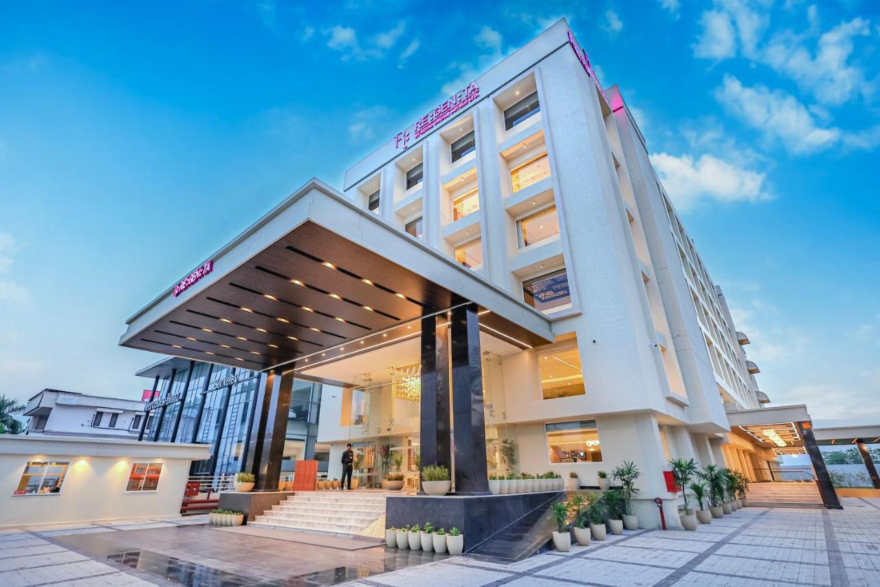 Regenta Dehradun By Royal Orchid Hotels Limited المظهر الخارجي الصورة