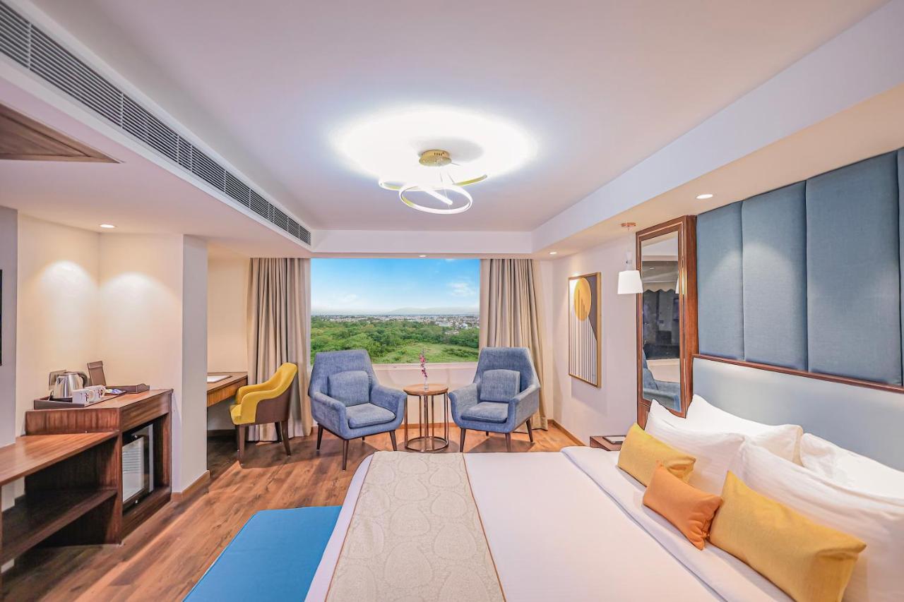 Regenta Dehradun By Royal Orchid Hotels Limited المظهر الخارجي الصورة