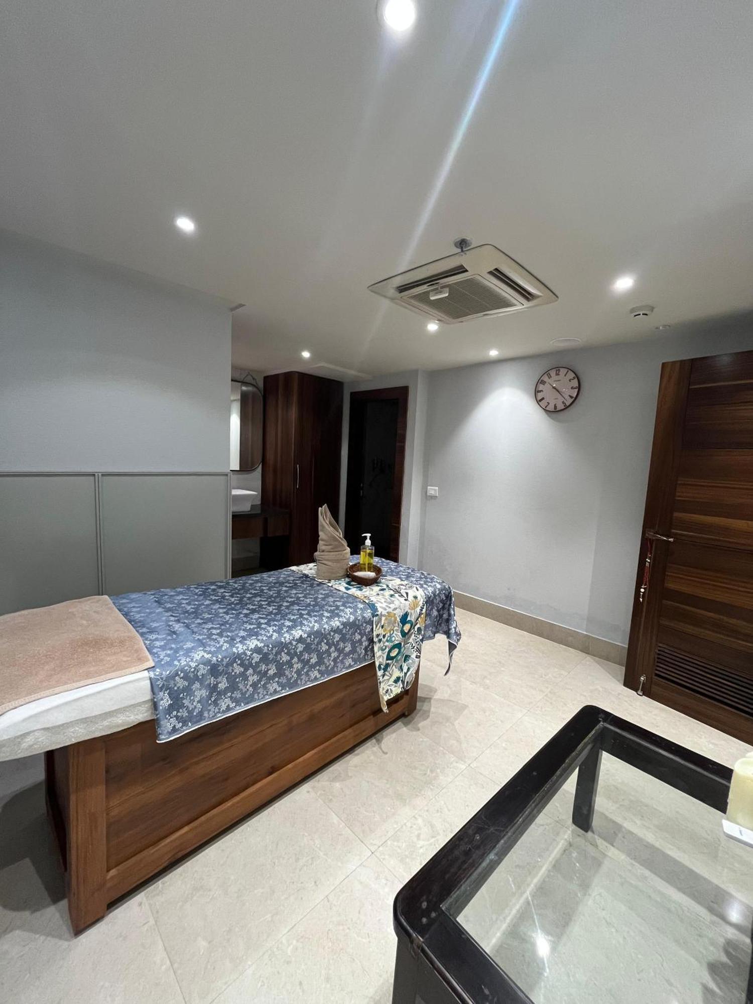 Regenta Dehradun By Royal Orchid Hotels Limited المظهر الخارجي الصورة